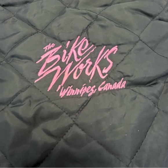 Quilted Motorcycle Riding Jacket - Picture 9 of 11